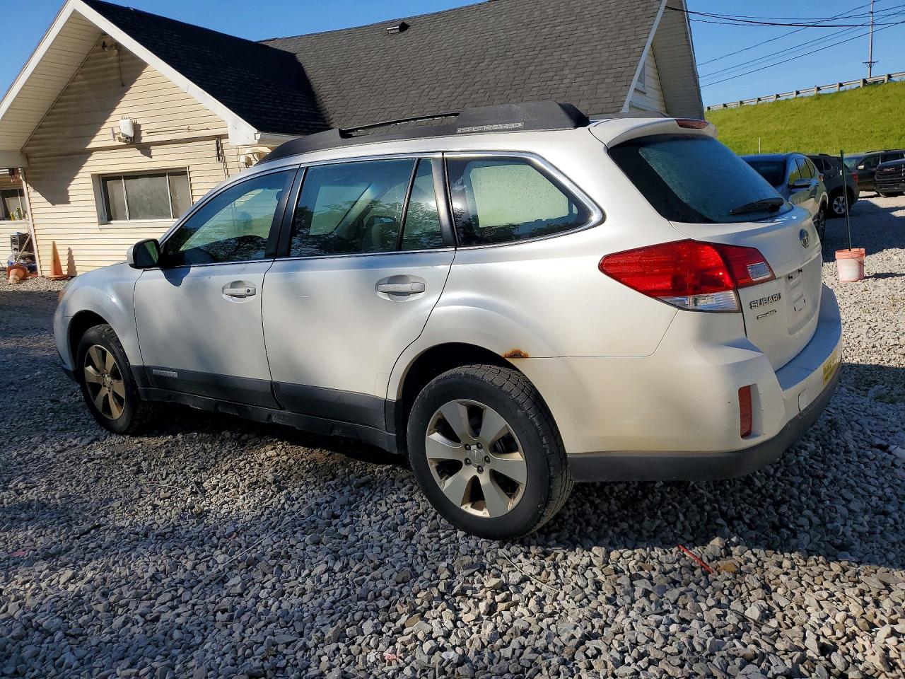 Subaru Outback 2.5i