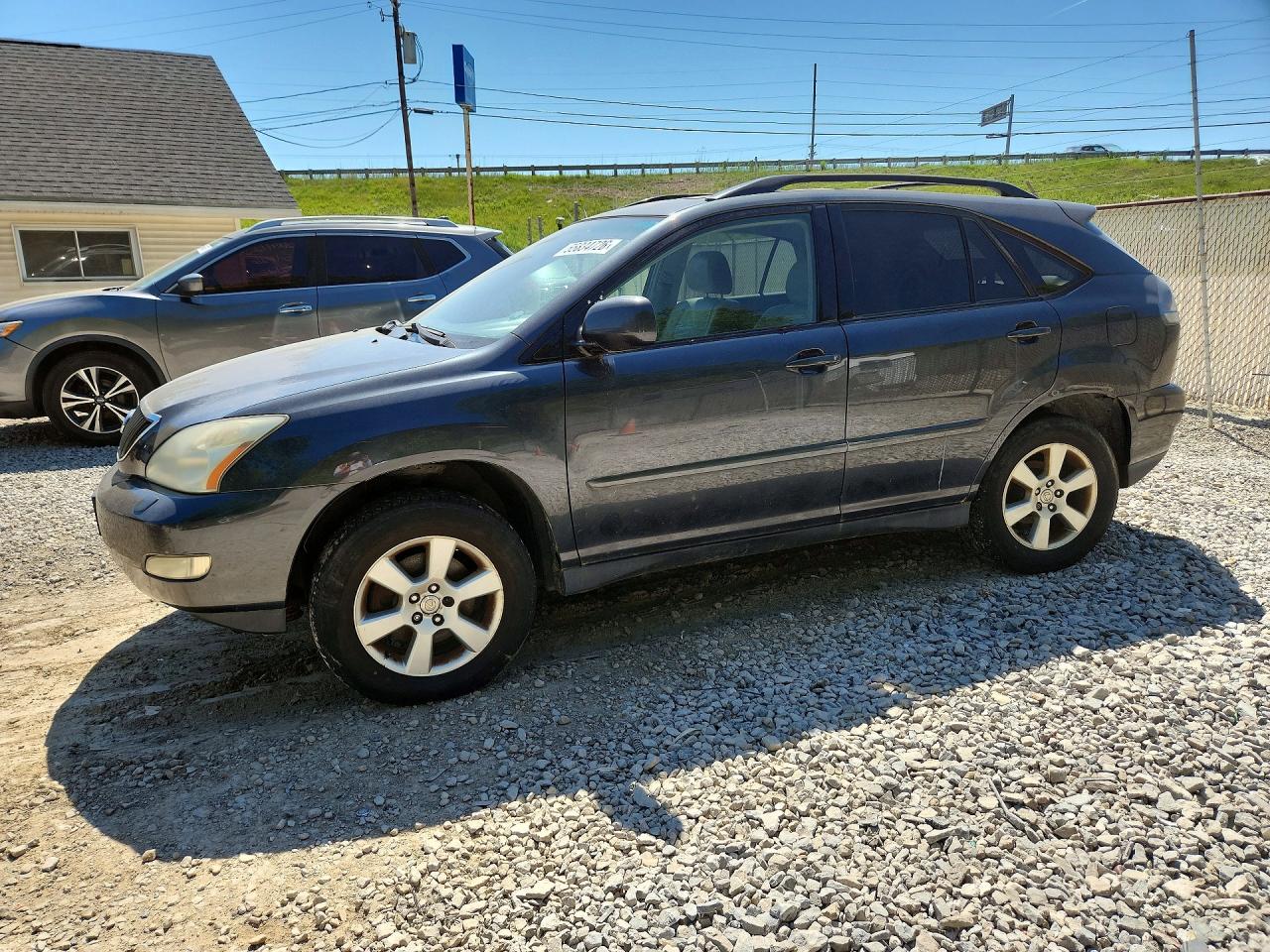 Salvage Lexus RX Image