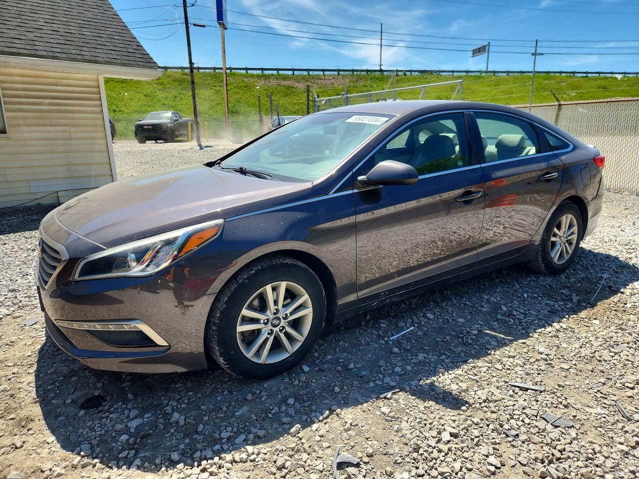 Salvage Hyundai SONATA Image