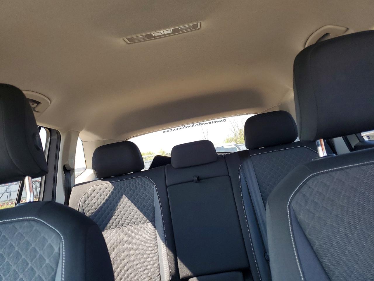 Volkswagen Tiguan S
