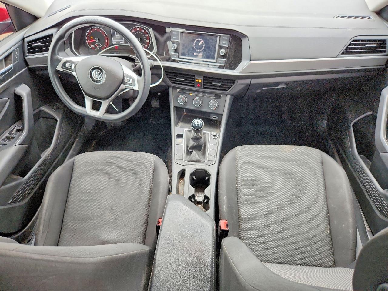 Volkswagen Jetta S
