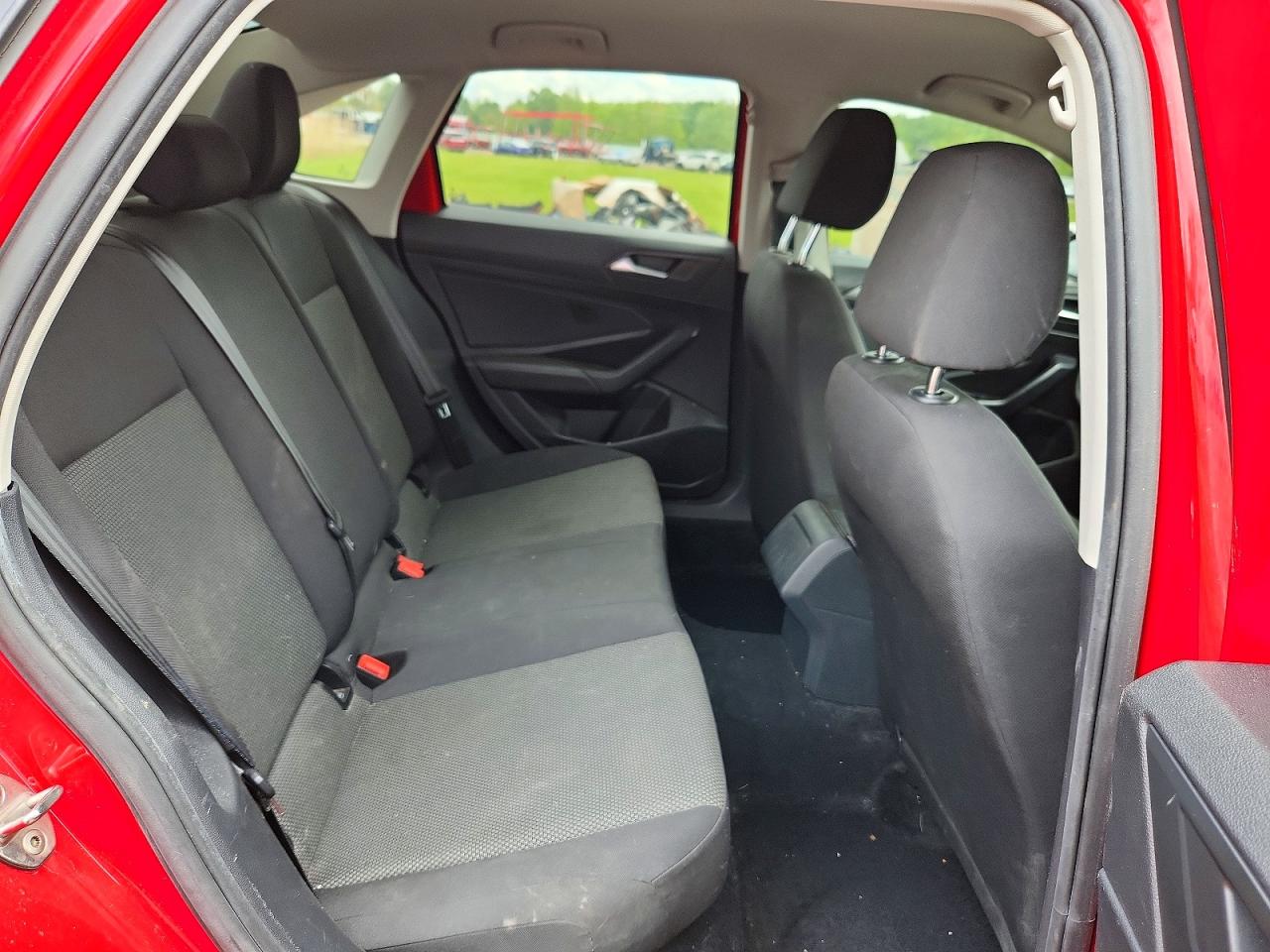Volkswagen Jetta S