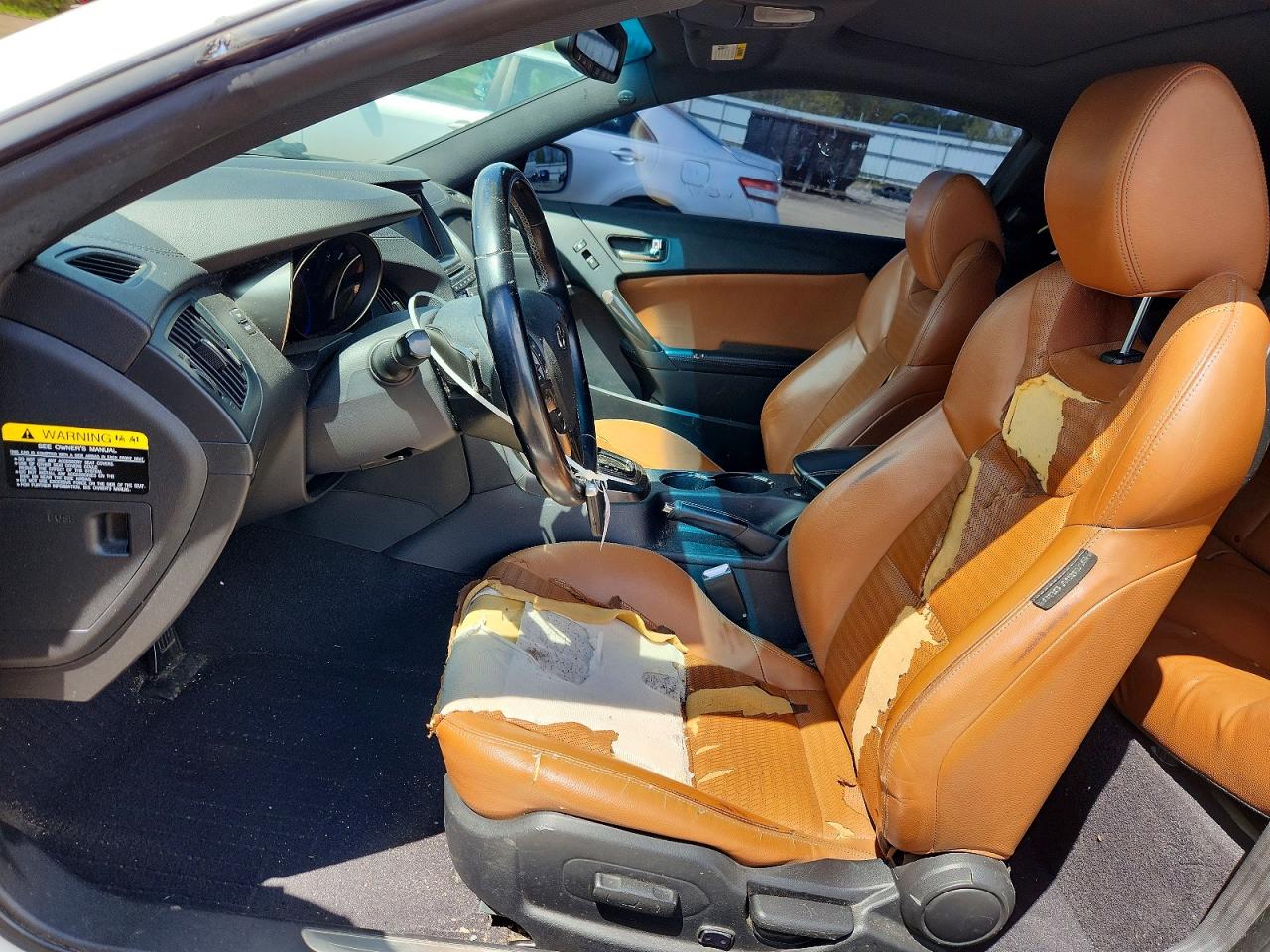 Hyundai Genesis 3.8l