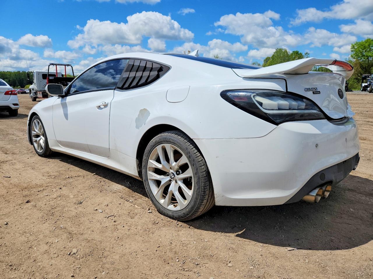 Hyundai Genesis 3.8l