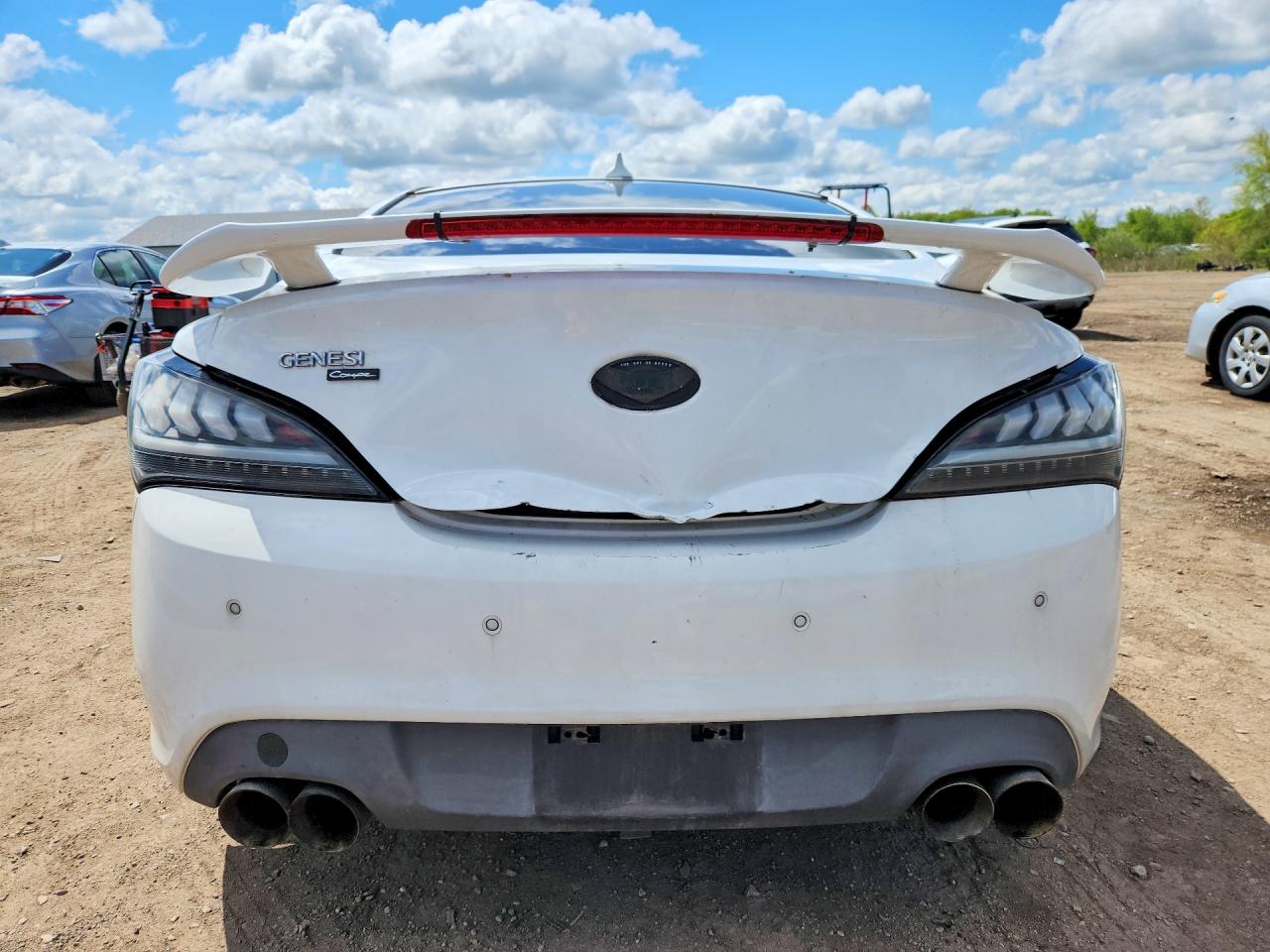 Hyundai Genesis 3.8l