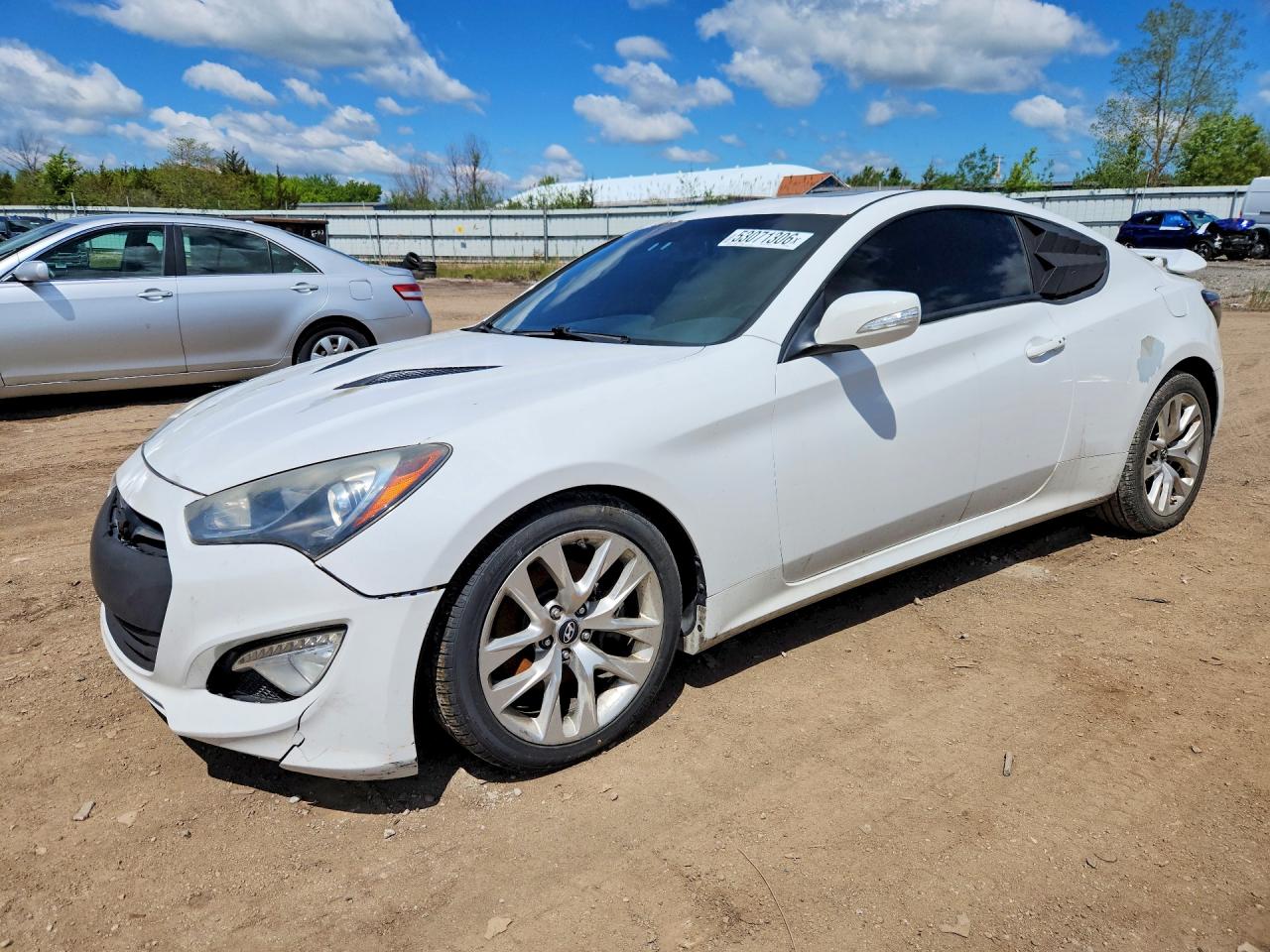 Salvage Hyundai Genesis Image