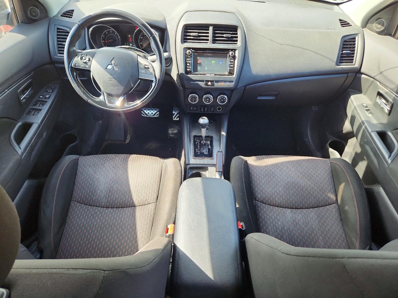 Mitsubishi Outlander Es