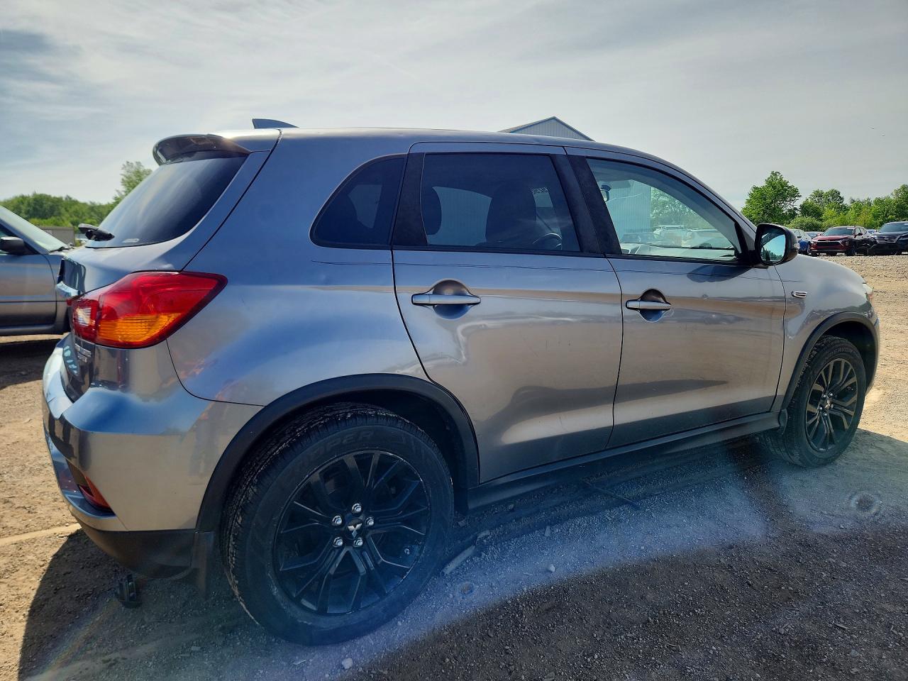 Mitsubishi Outlander Es