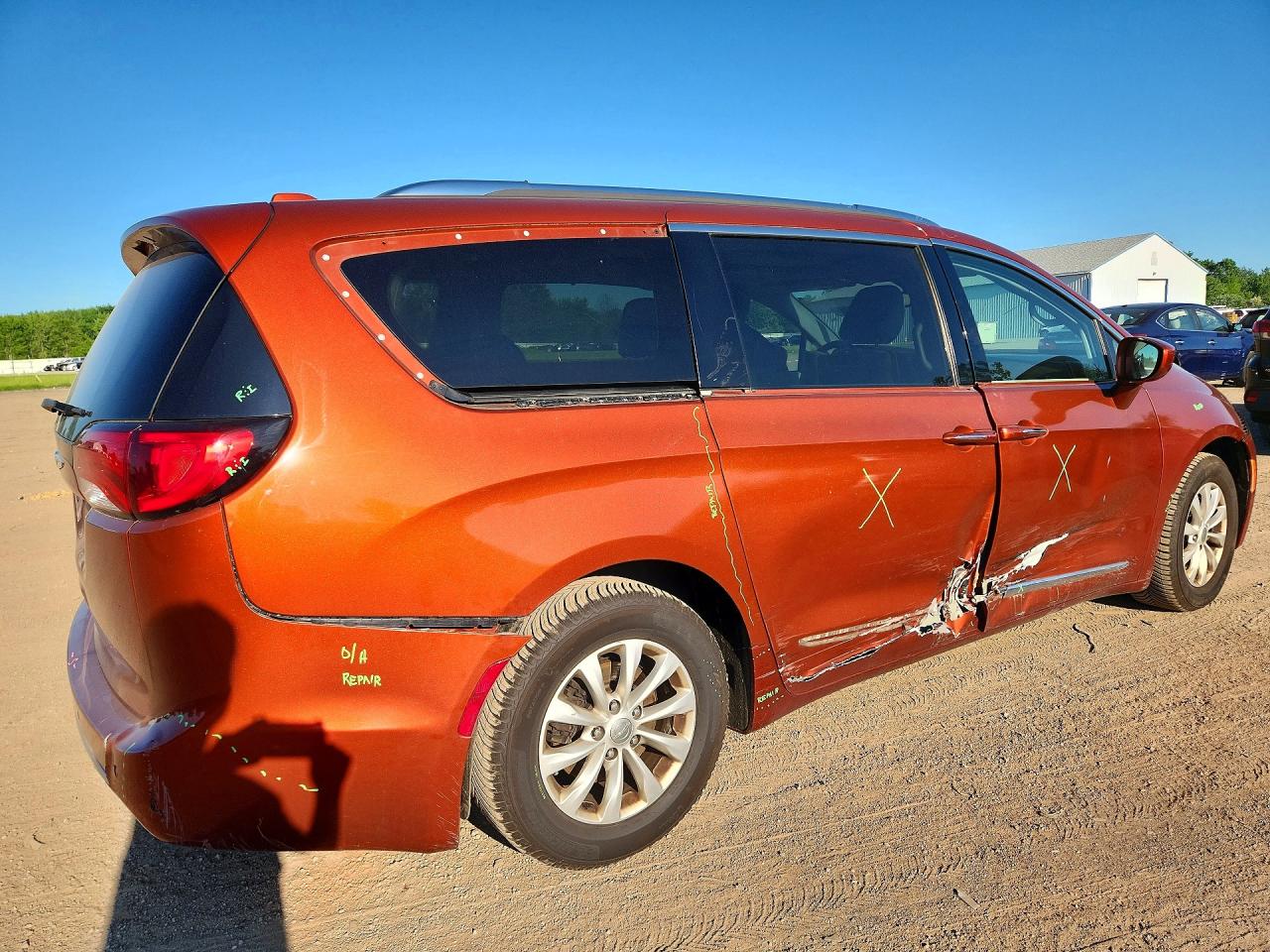 Chrysler Pacifica Touring L Plus