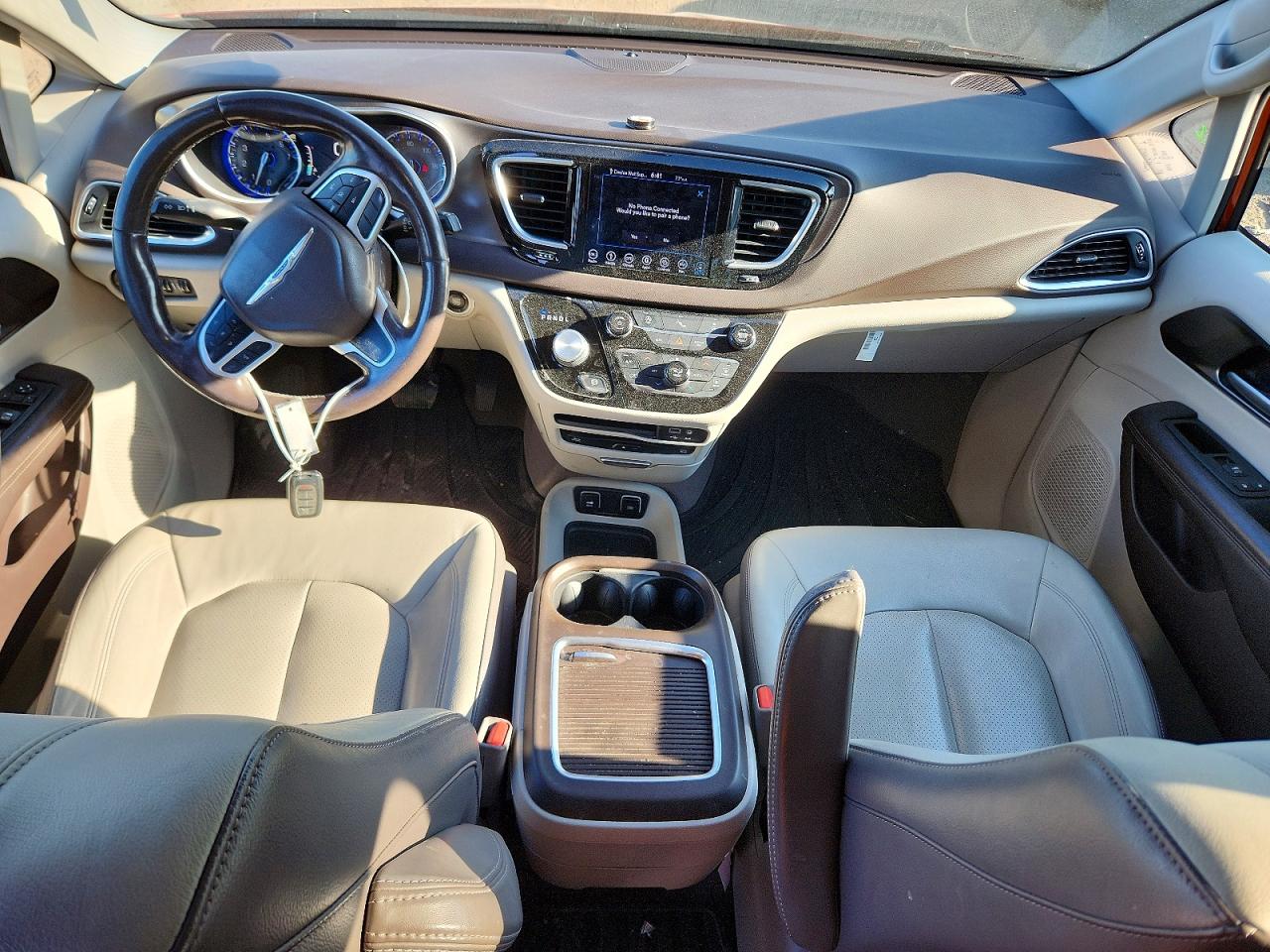 Chrysler Pacifica Touring L Plus