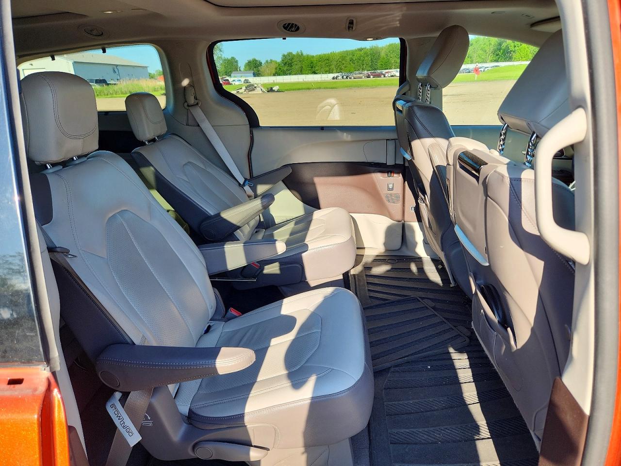 Chrysler Pacifica Touring L Plus