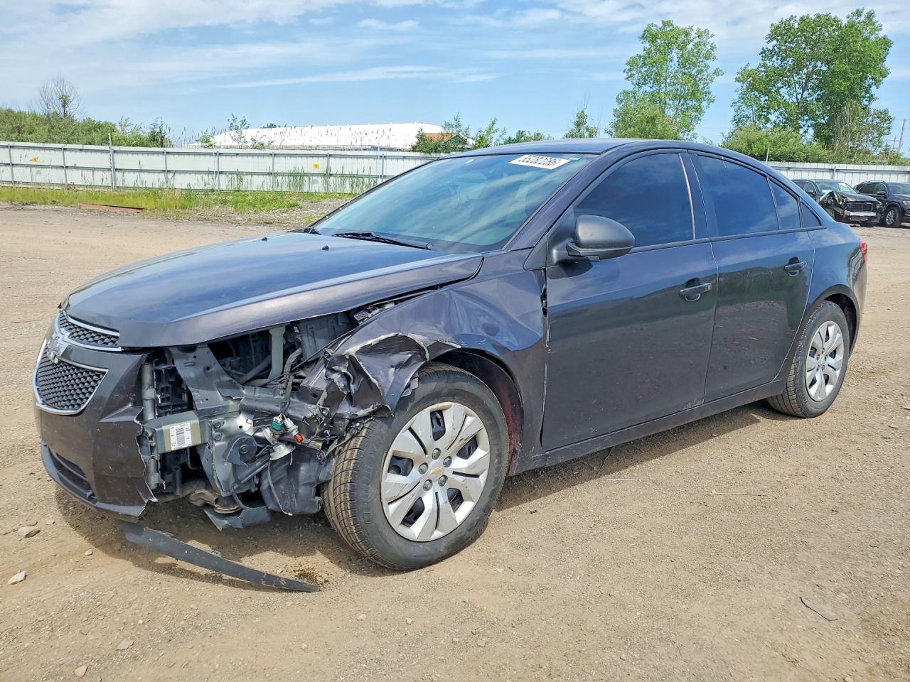 Salvage Chevrolet Cruze Image