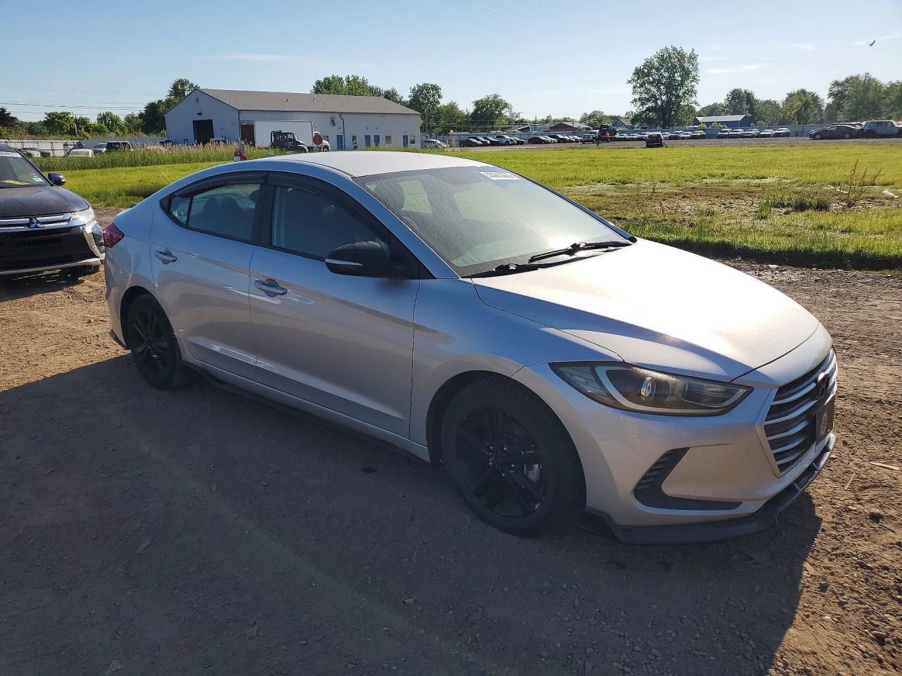 Hyundai ELANTRA Sel