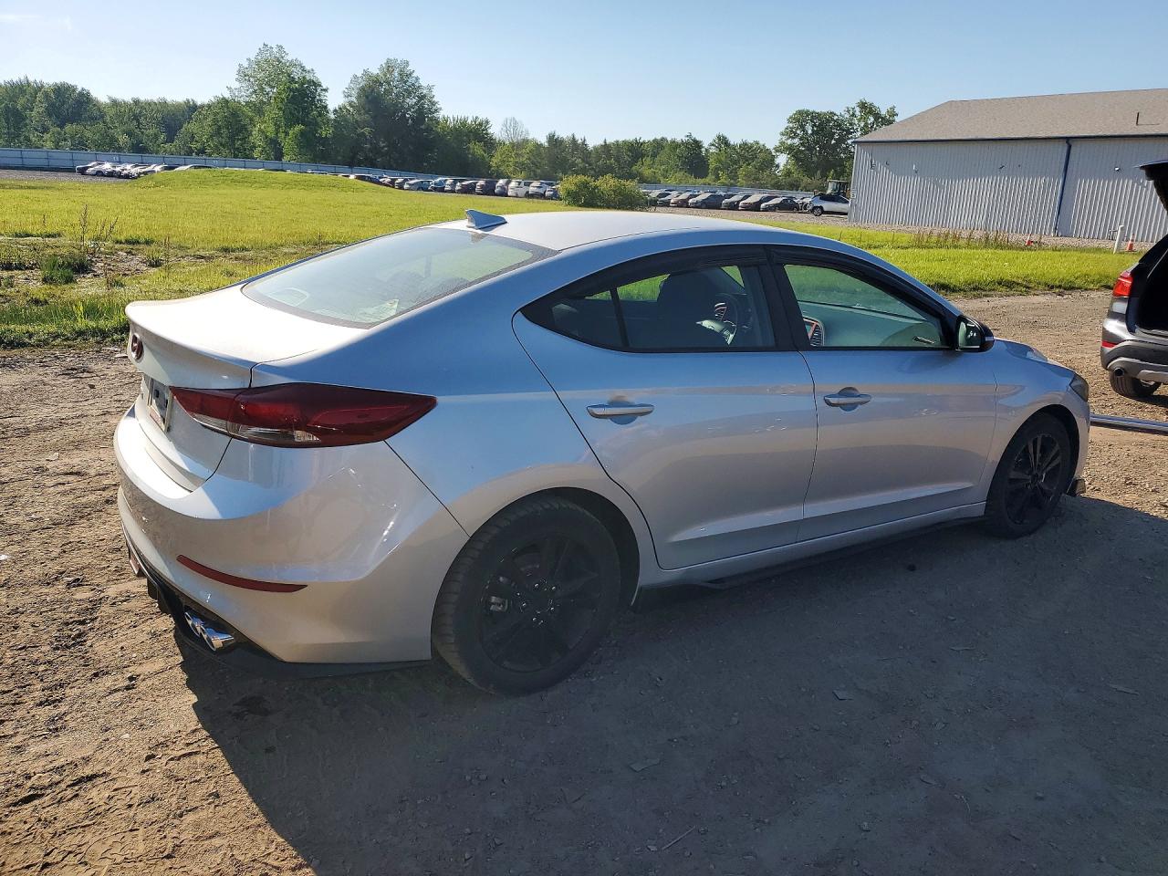 Hyundai ELANTRA Sel