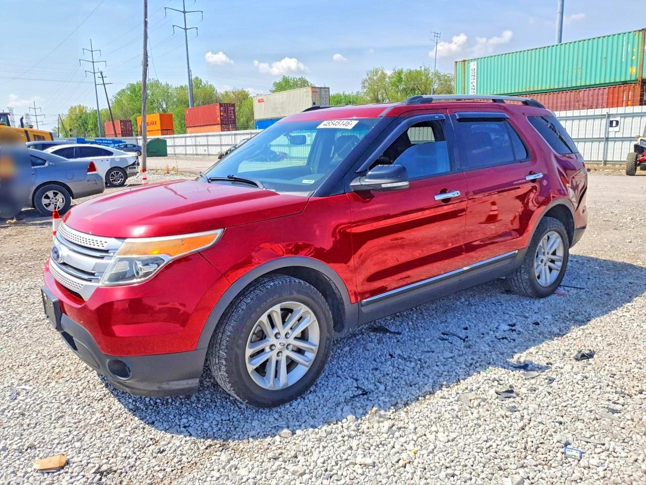 Salvage Ford Explorer Image