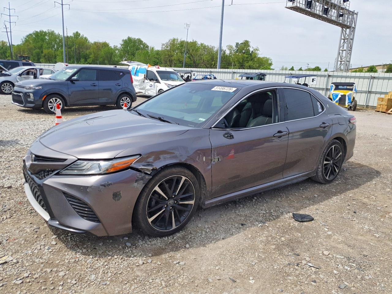 Salvage Toyota Camry Image
