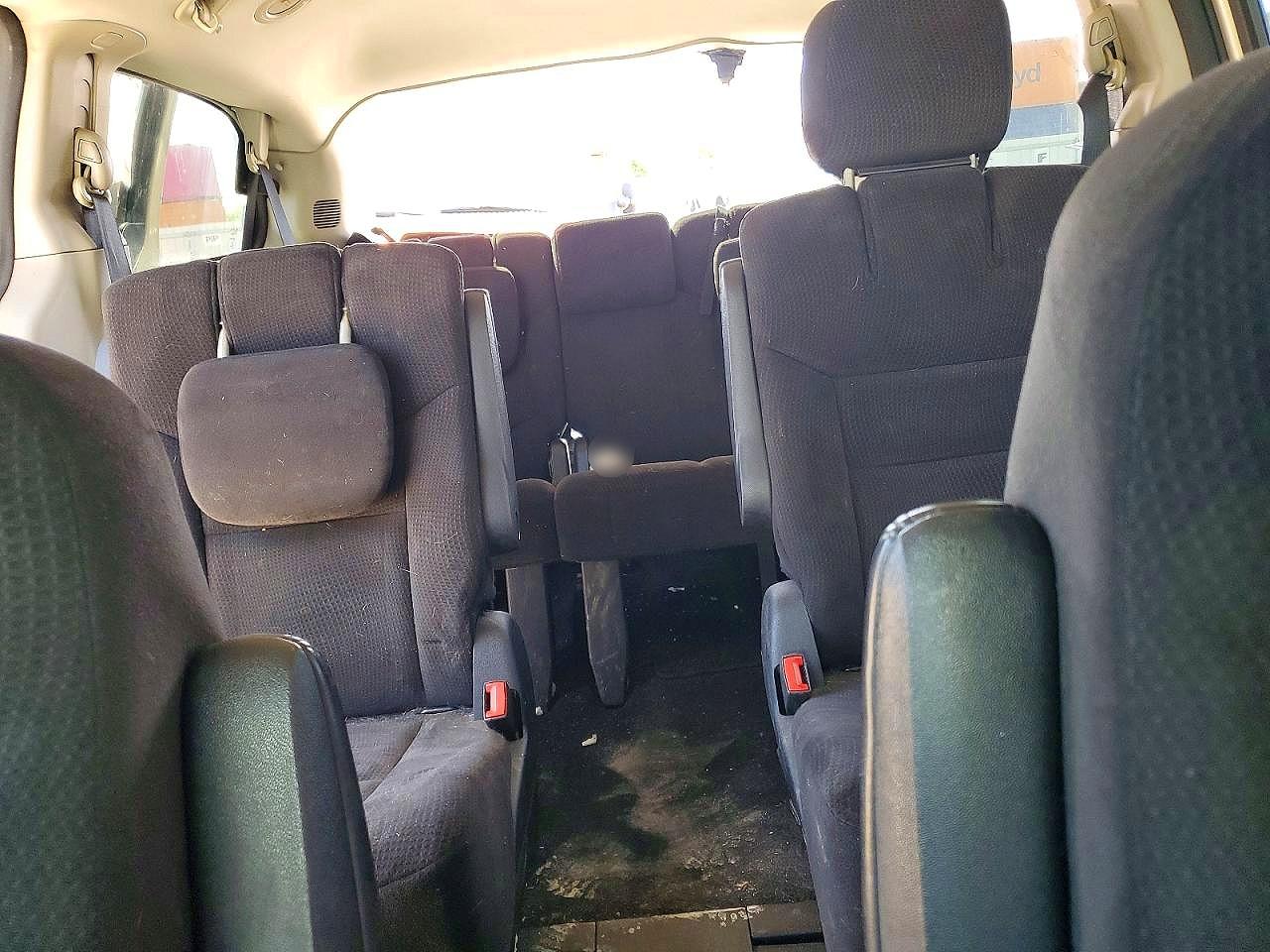 Dodge Caravan Sxt