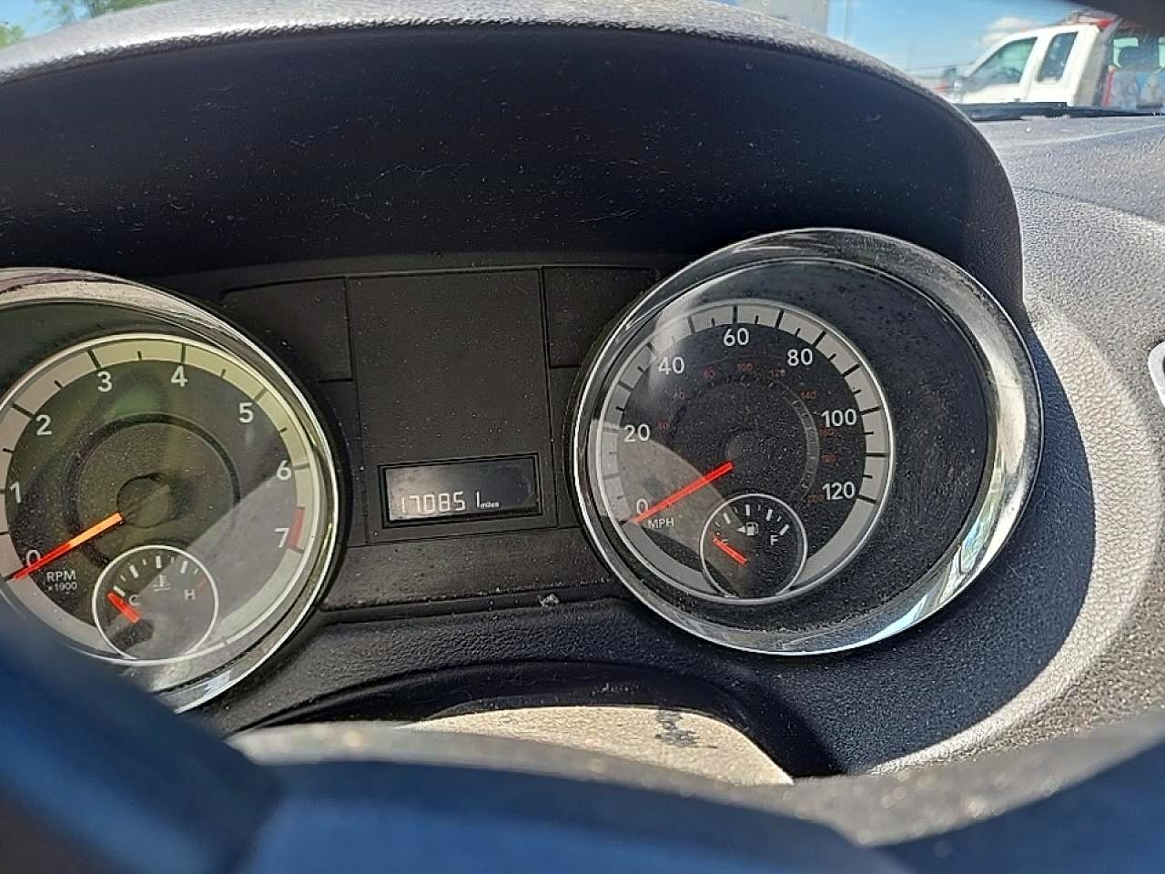 Dodge Caravan Sxt