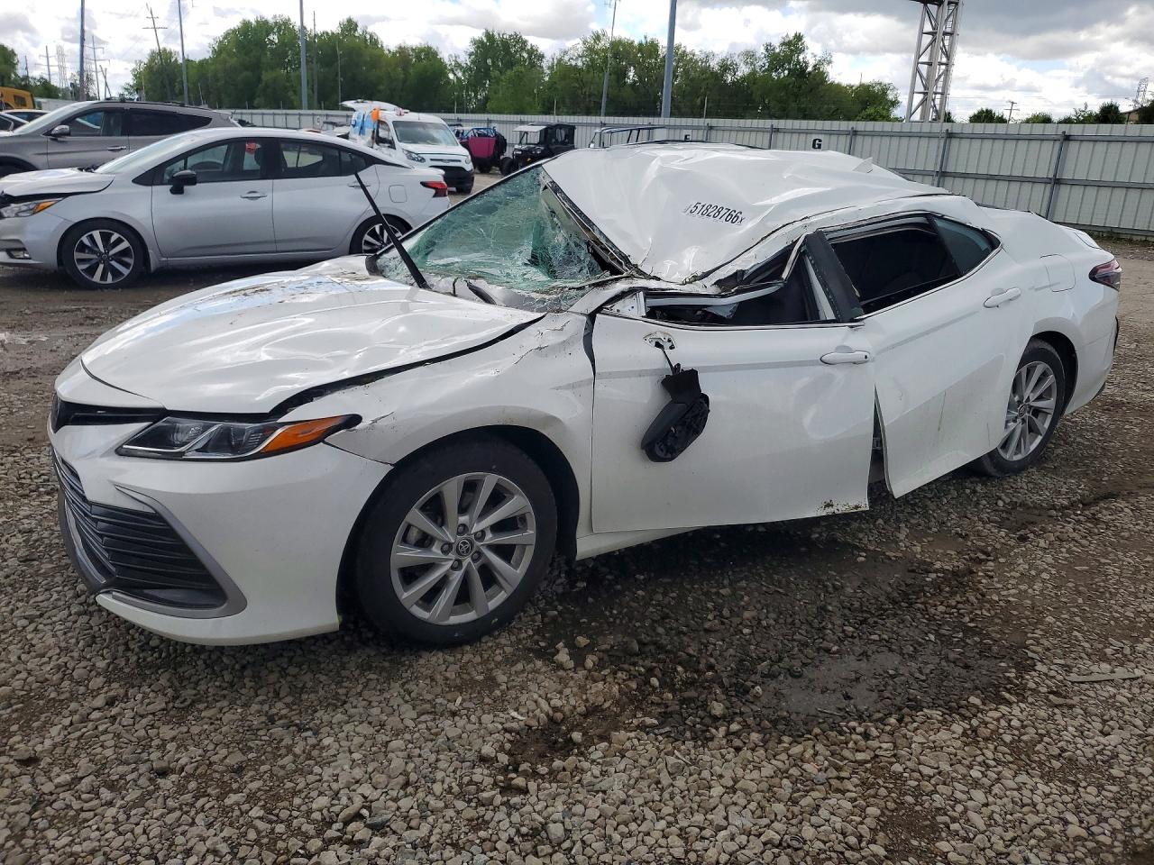 Salvage Toyota Camry Image