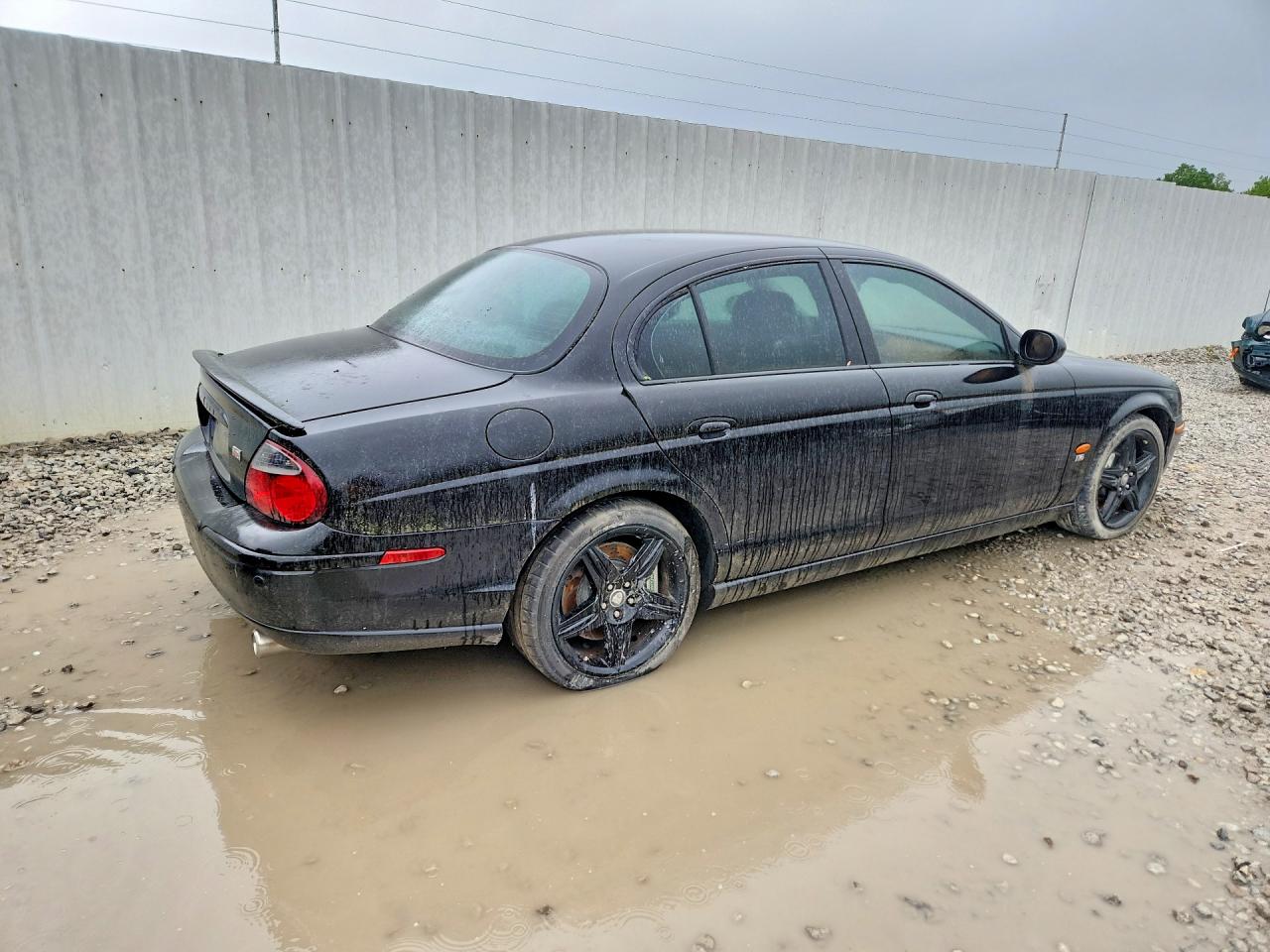 Jaguar S-Type R