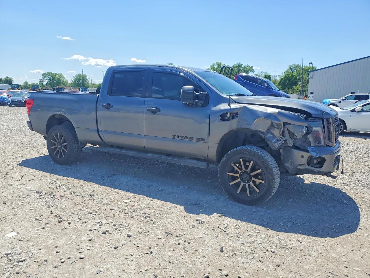 Nissan Titan Sl