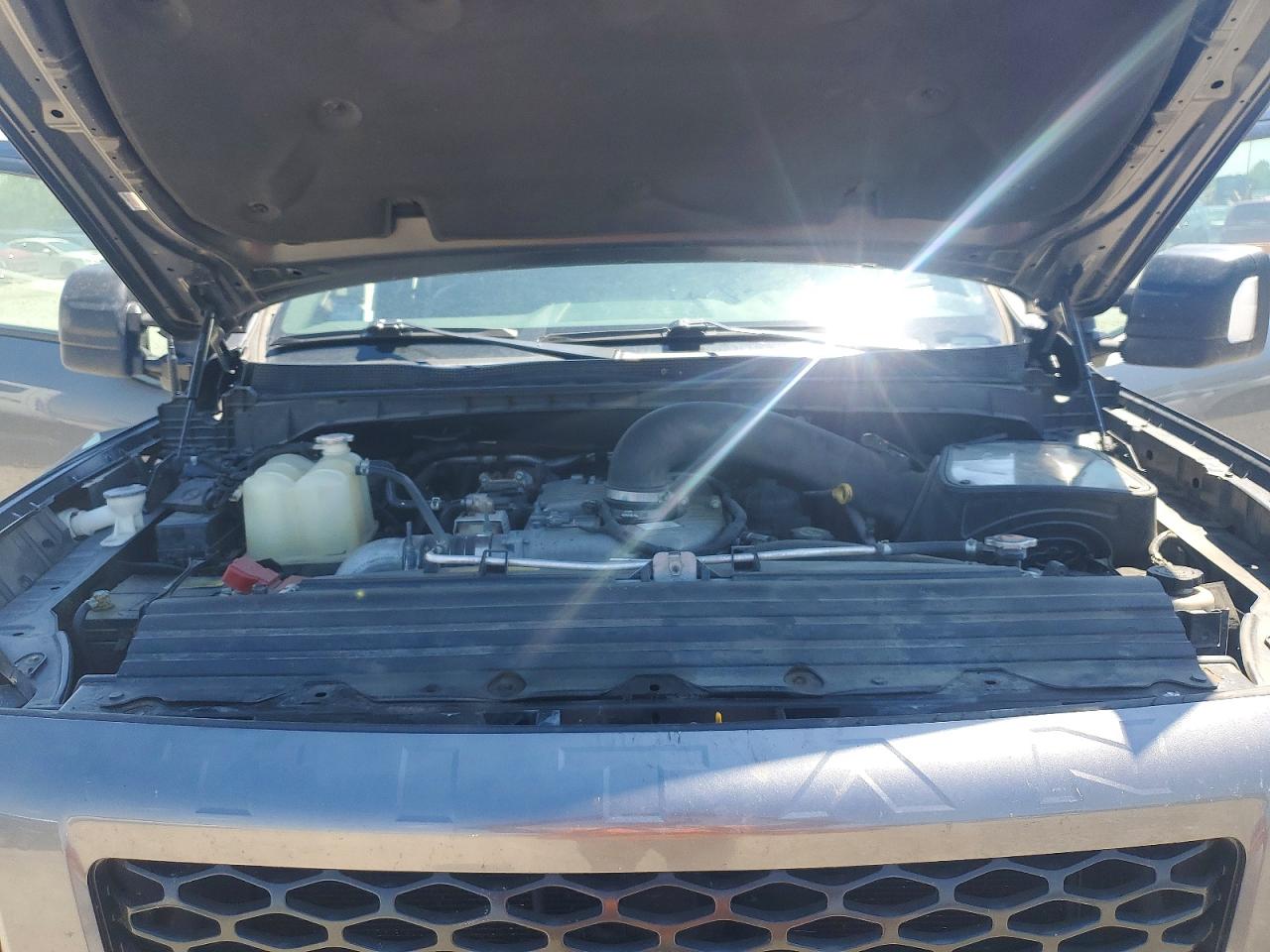 Nissan Titan Sl