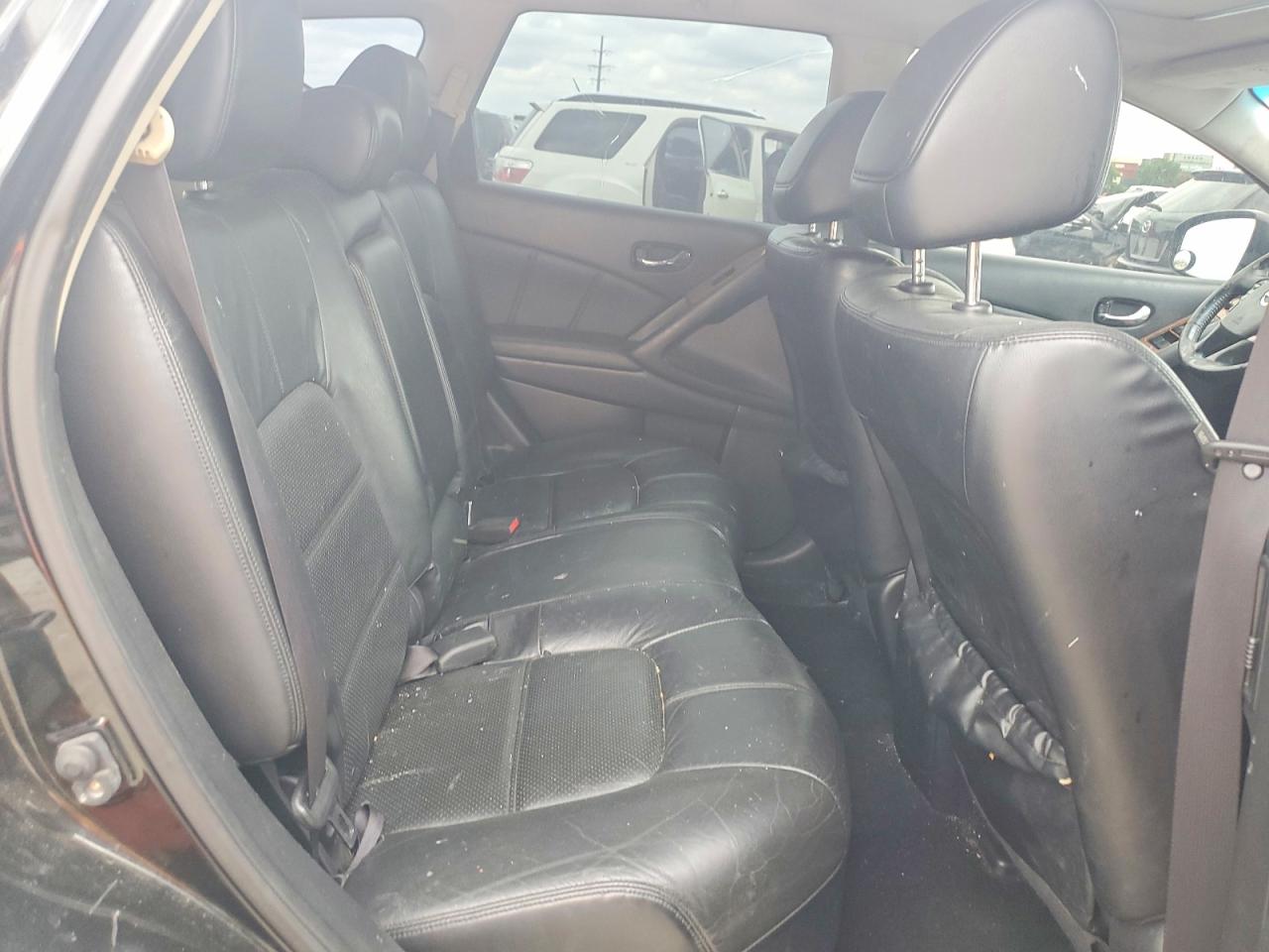 Nissan Murano S