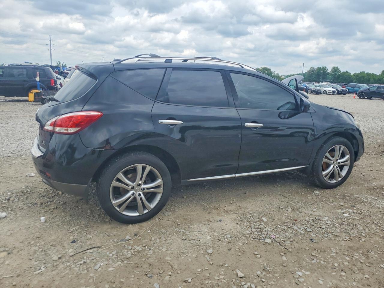 Nissan Murano S