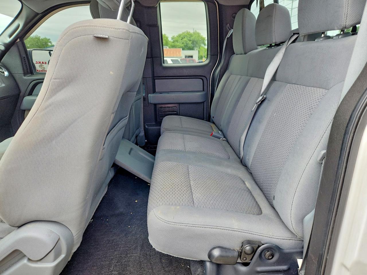 Ford F-150 Super Cab