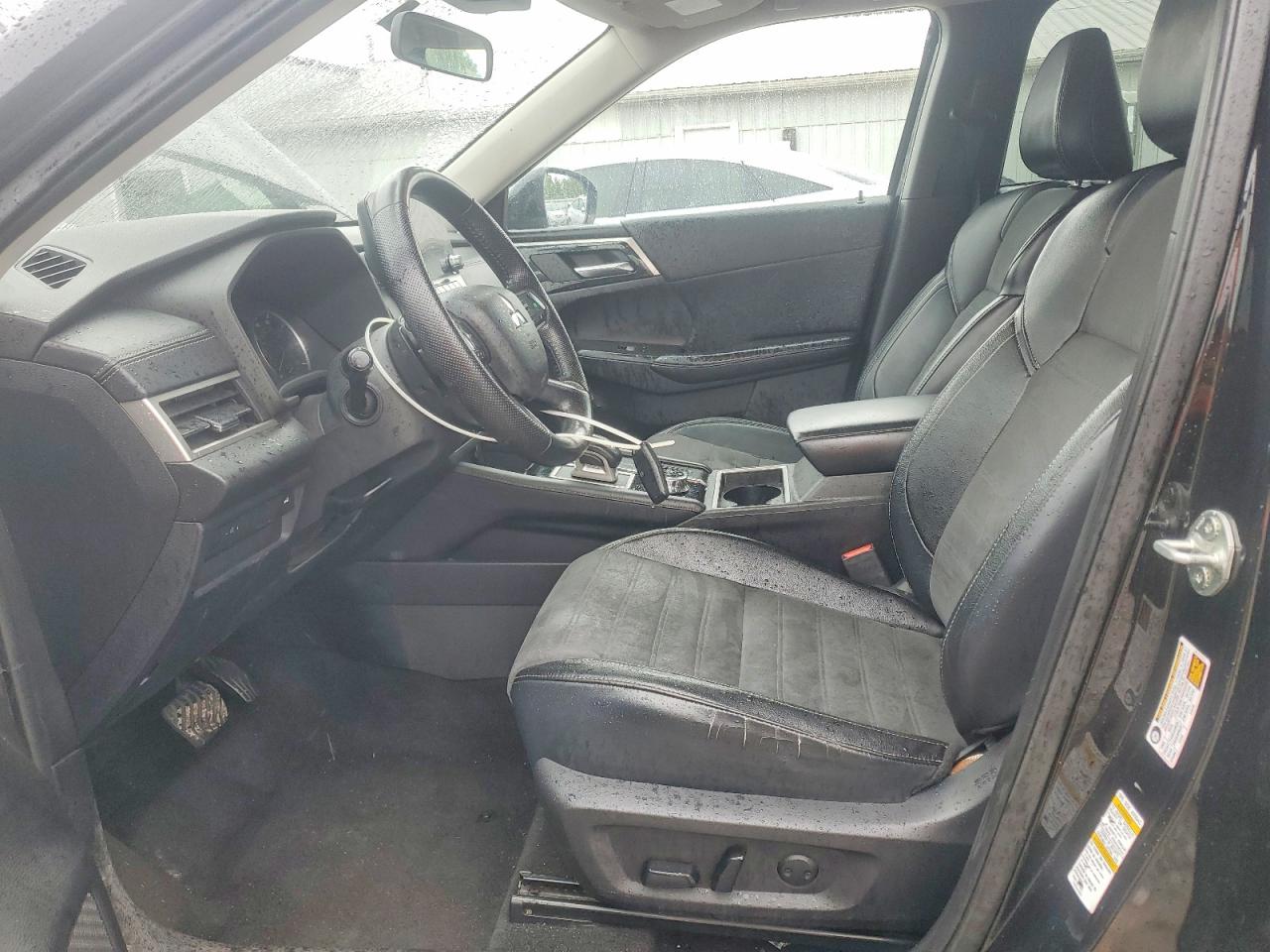 Mitsubishi Outlander Se