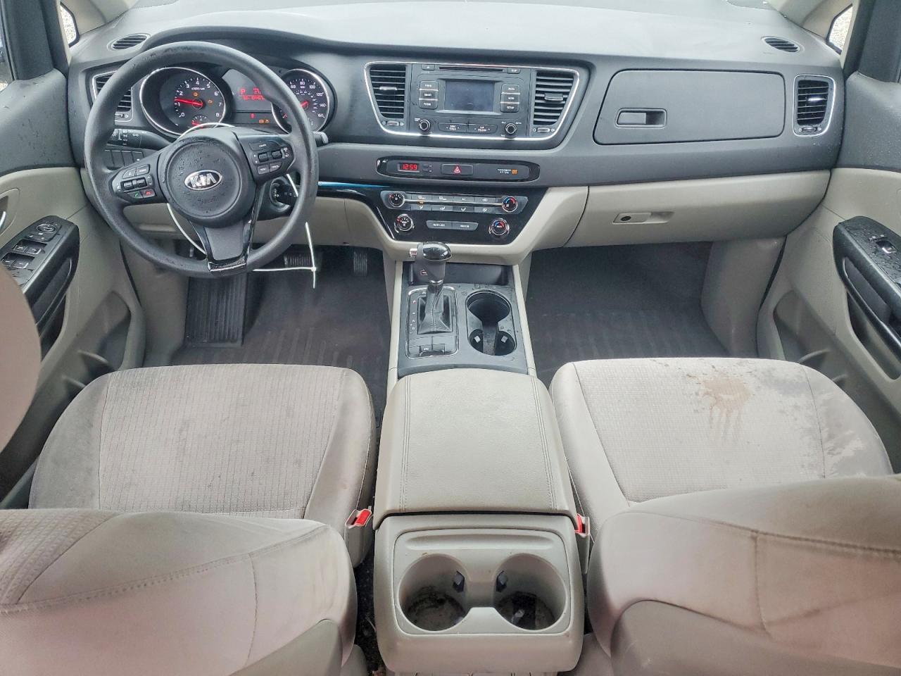 Kia Sedona L