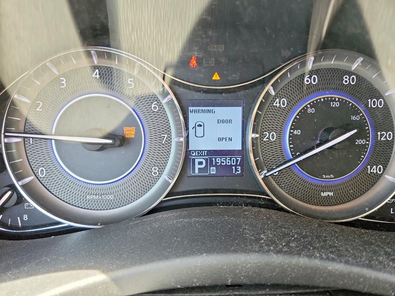 INFINITI Qx Base