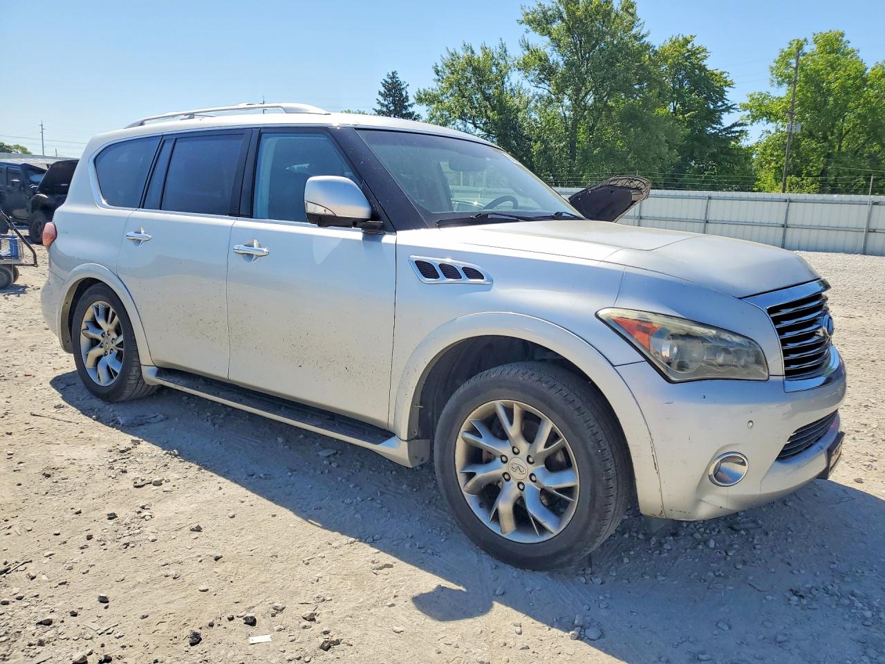 INFINITI Qx Base