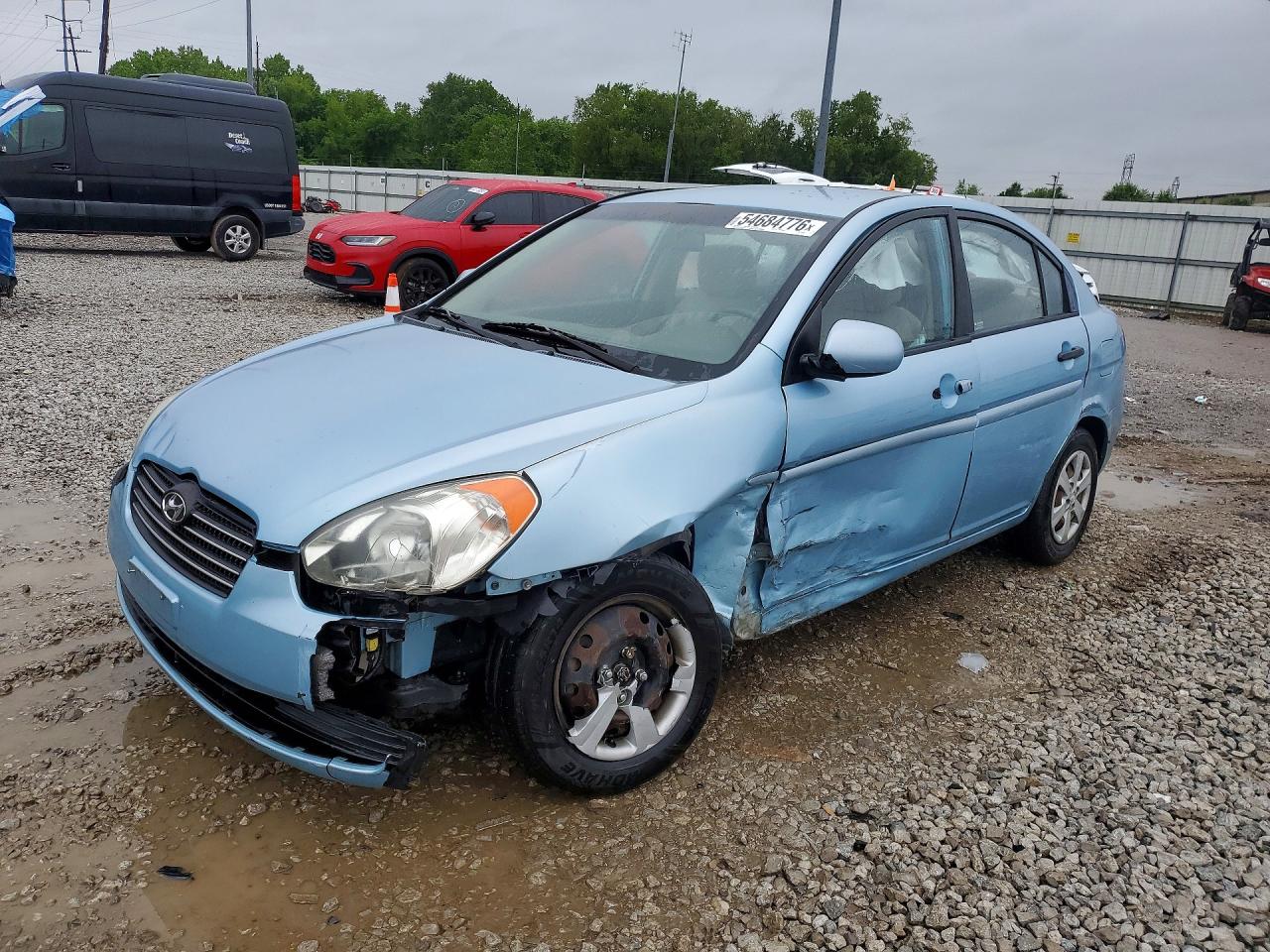 Salvage Hyundai ACCENT Image