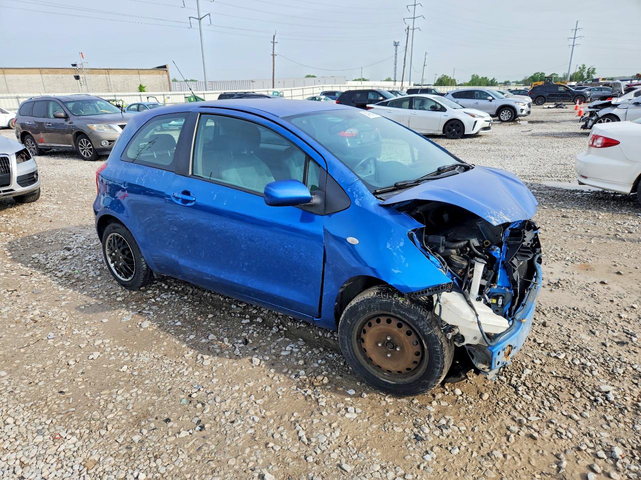 Toyota Yaris Base