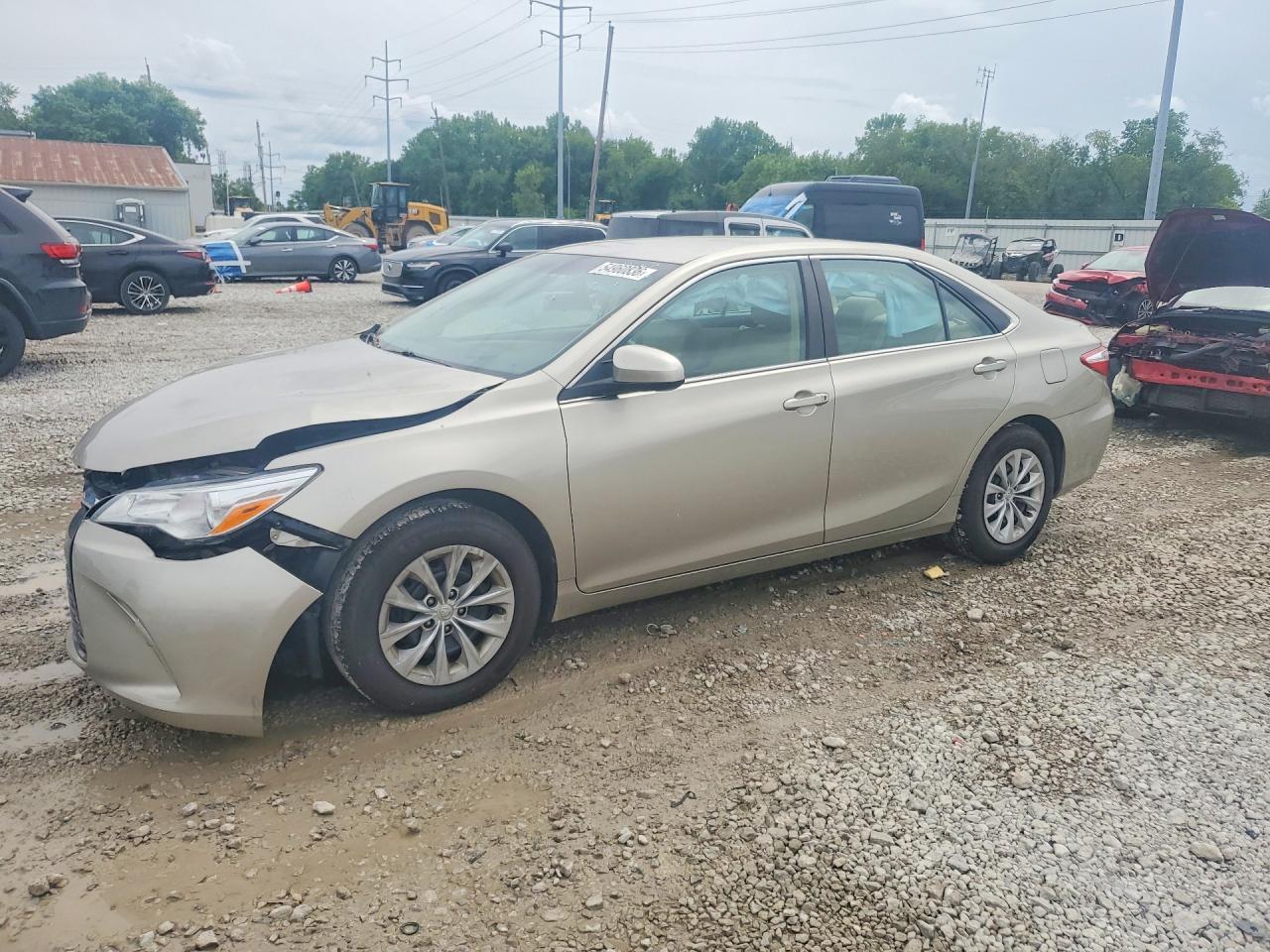 Salvage Toyota Camry Image