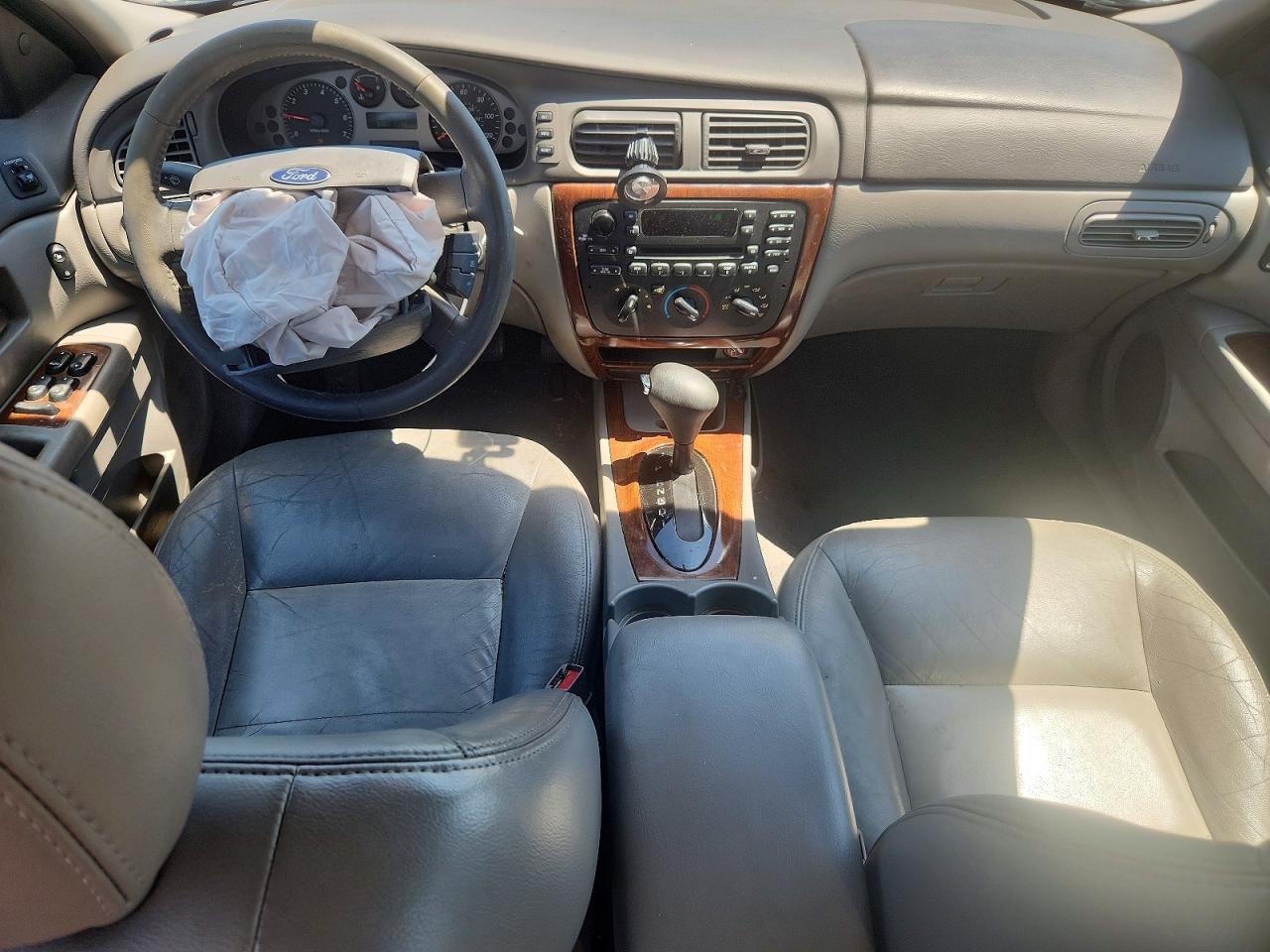 Ford Taurus Sel