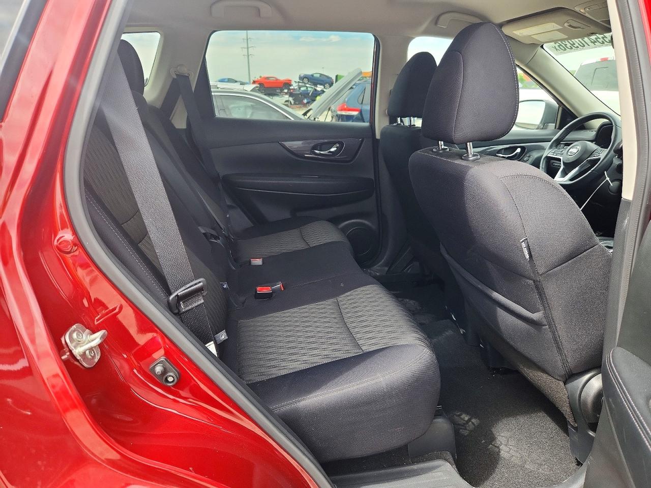 Nissan Rogue Sv