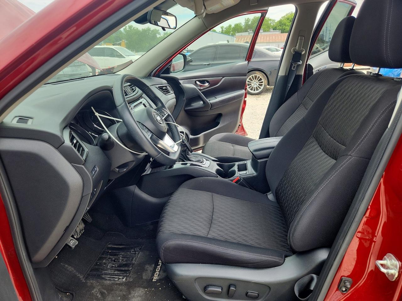 Nissan Rogue Sv