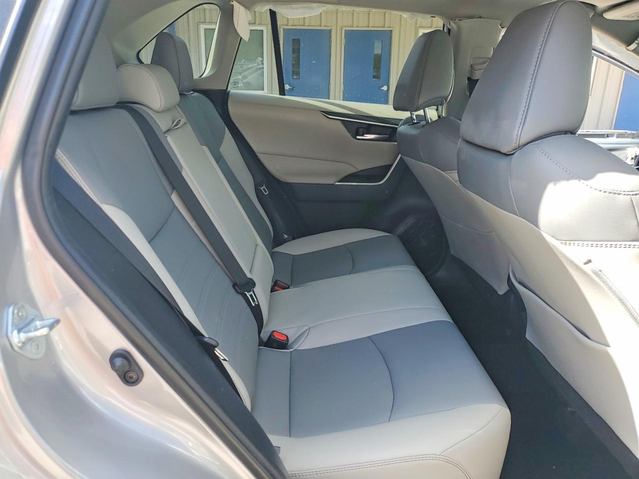 Toyota RAV4 Xle Premium