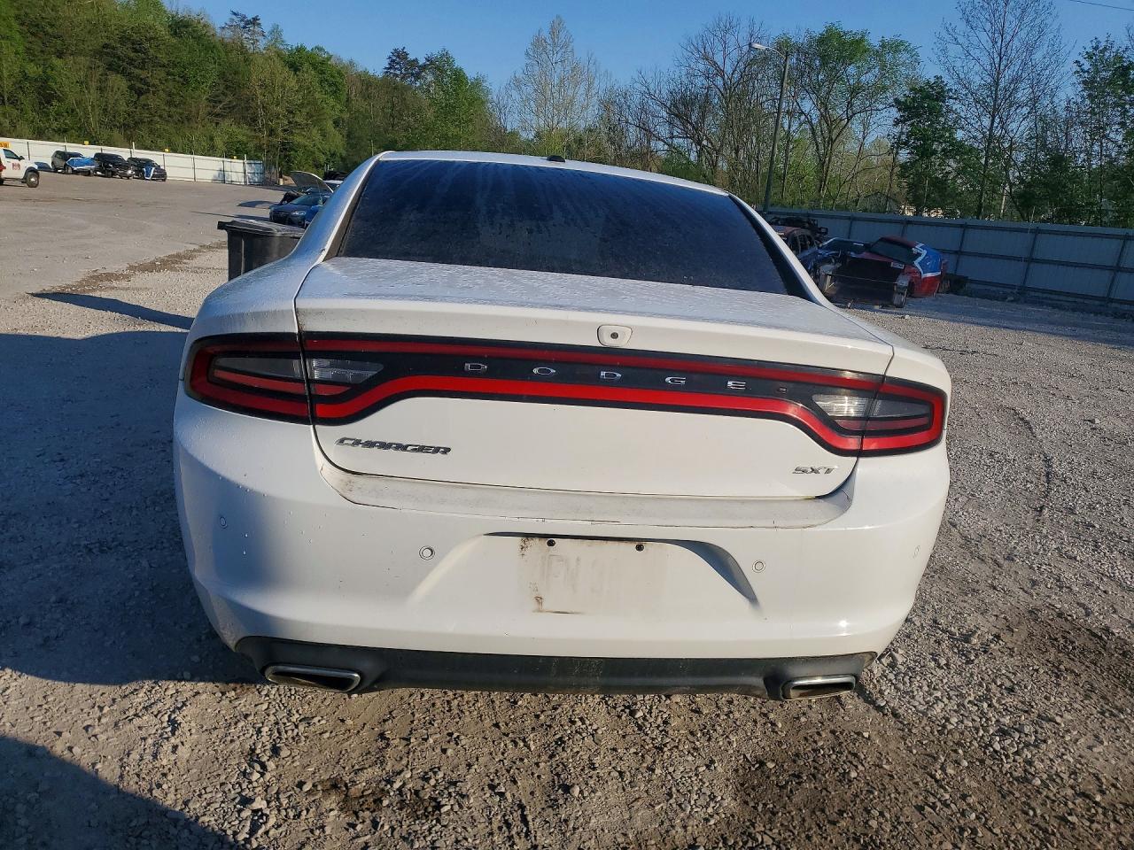 Dodge Charger Sxt