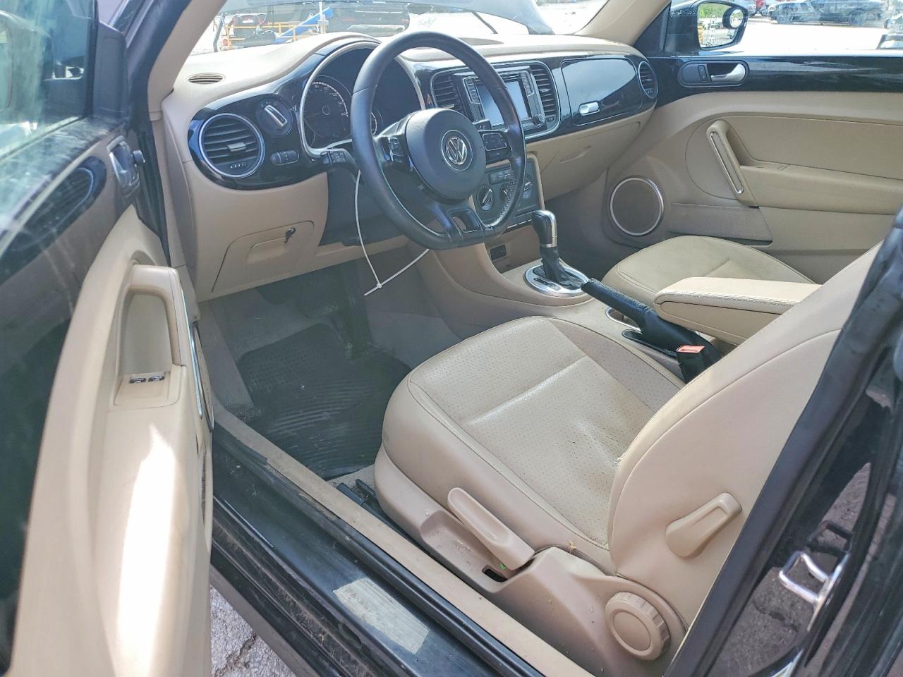 Volkswagen Beetle Se