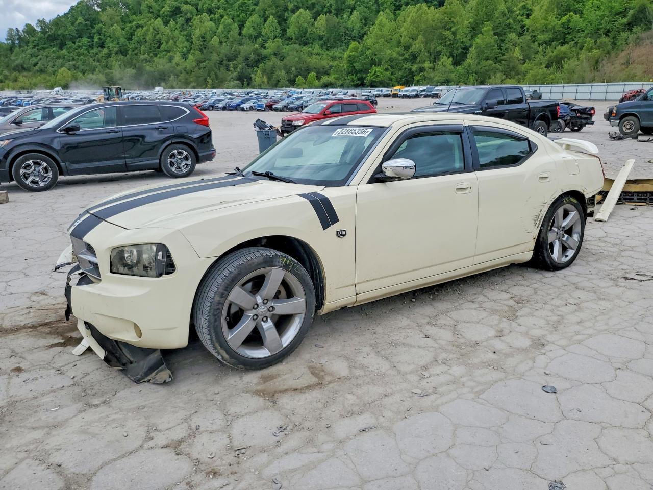Salvage Dodge Charger Image