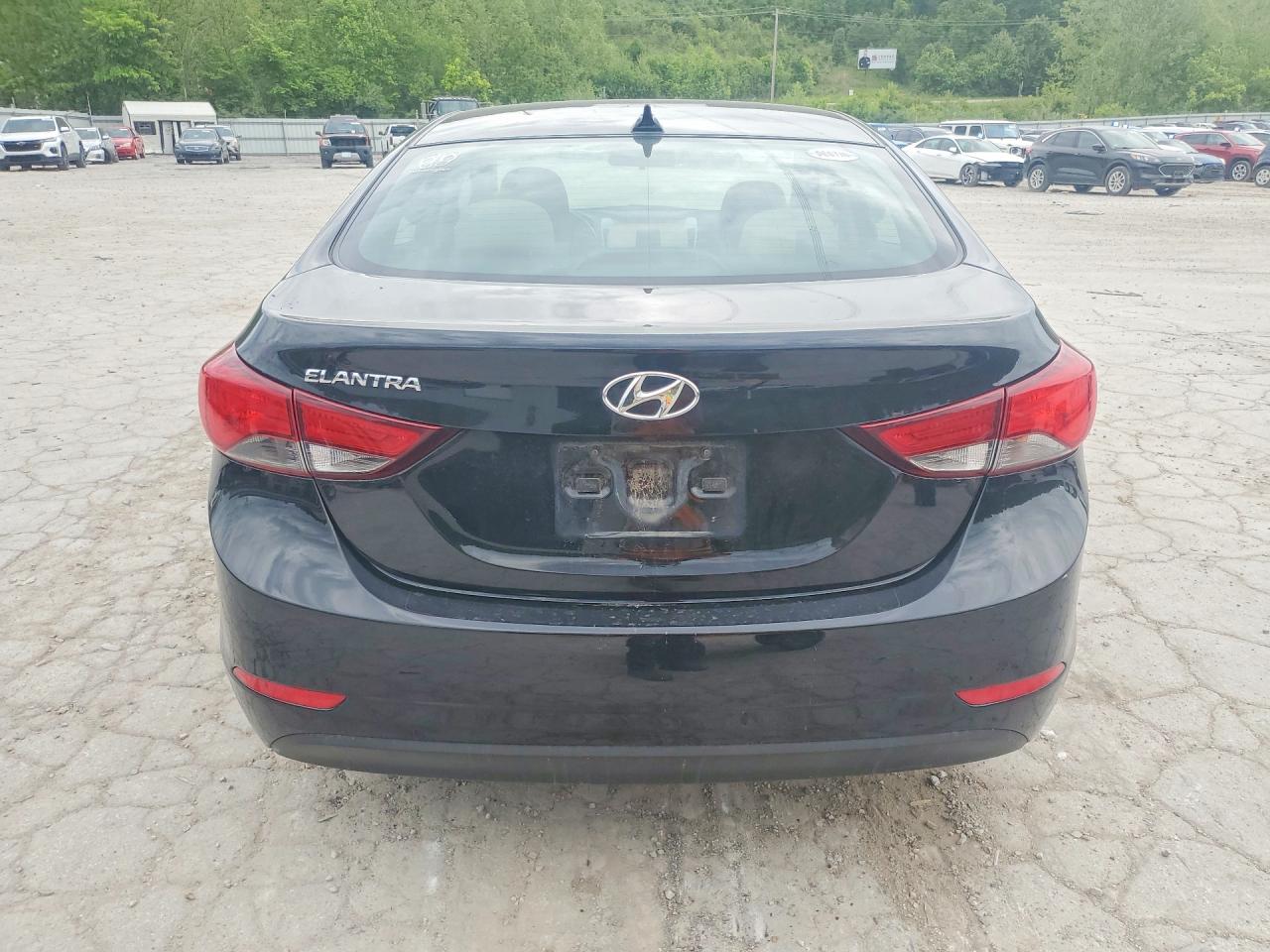 Hyundai ELANTRA Value Edition