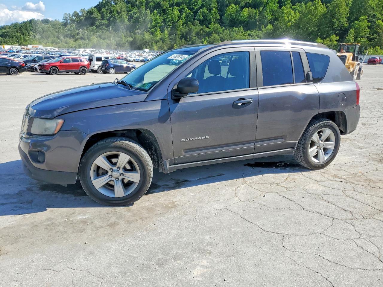 Salvage Jeep Compass Image