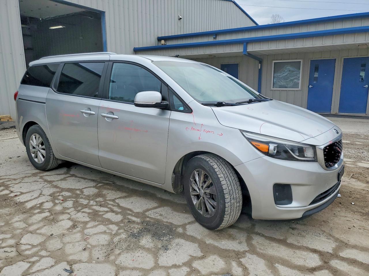 Kia Sedona Lx