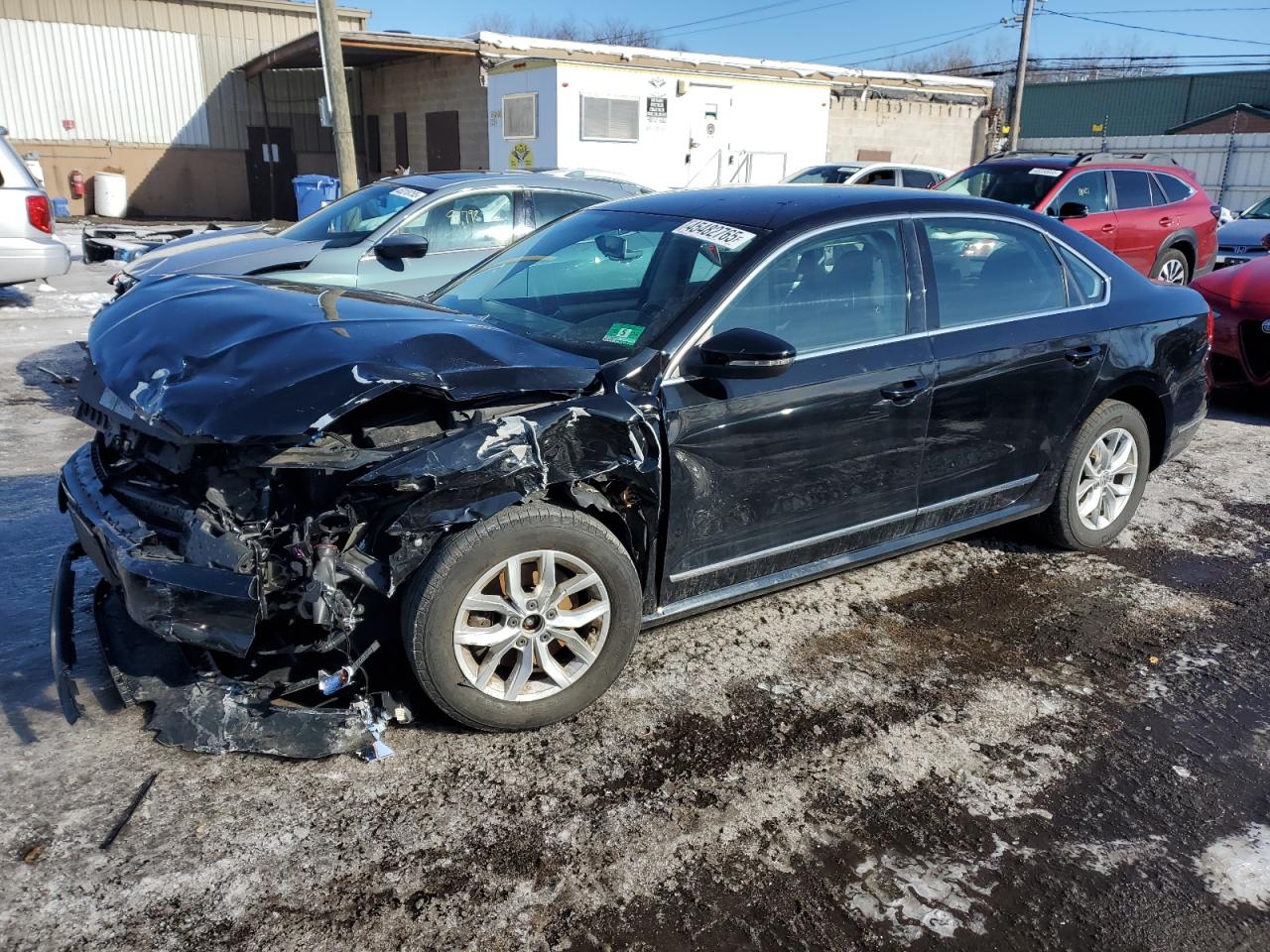 Salvage Volkswagen Passat Image