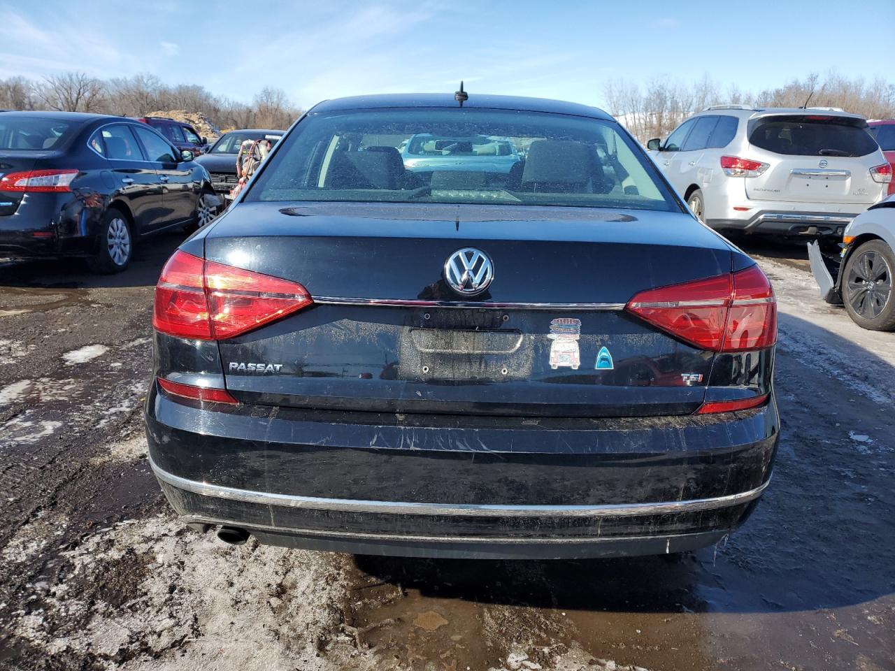 Volkswagen Passat S