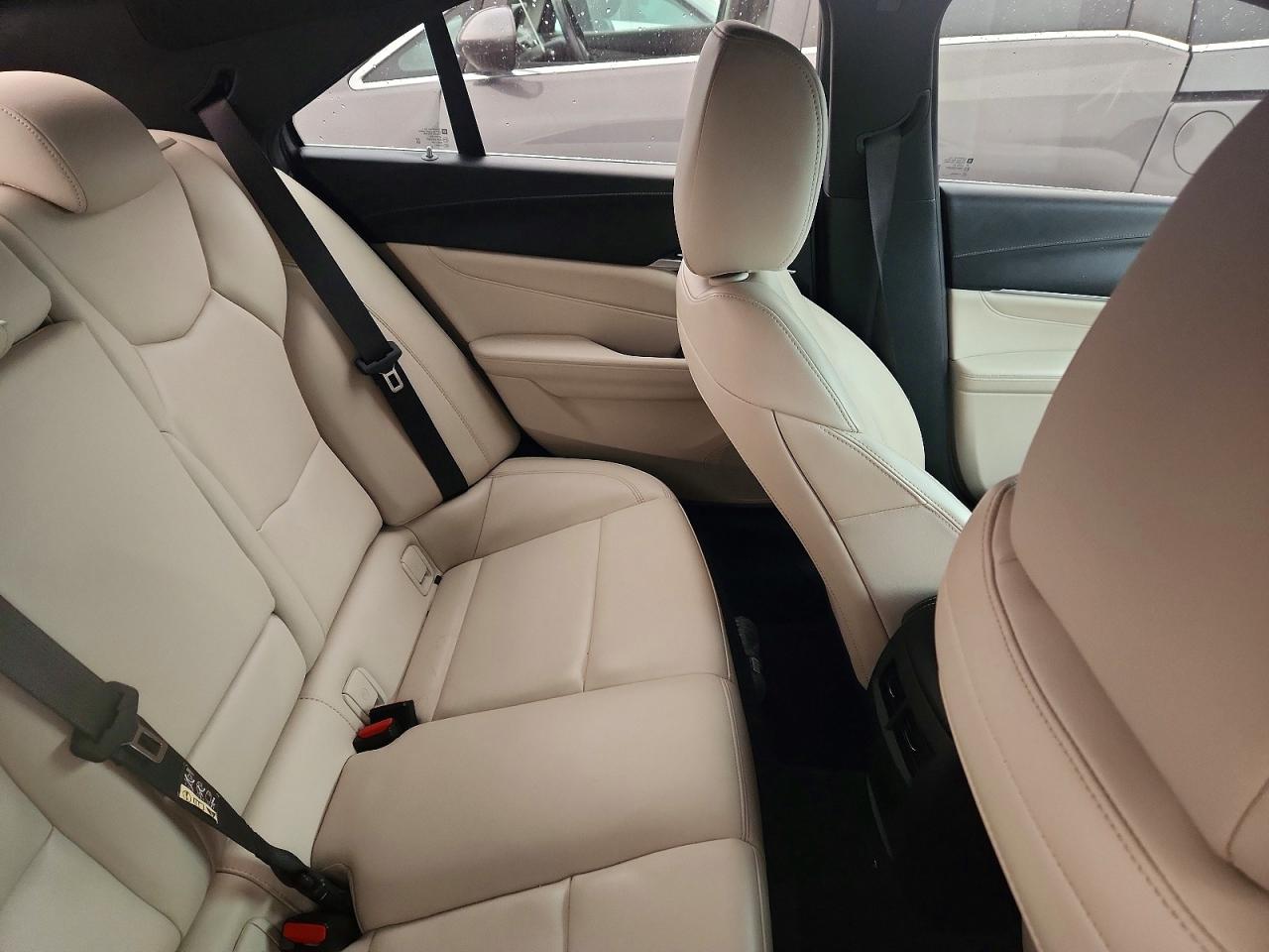 Cadillac CT4 Luxury
