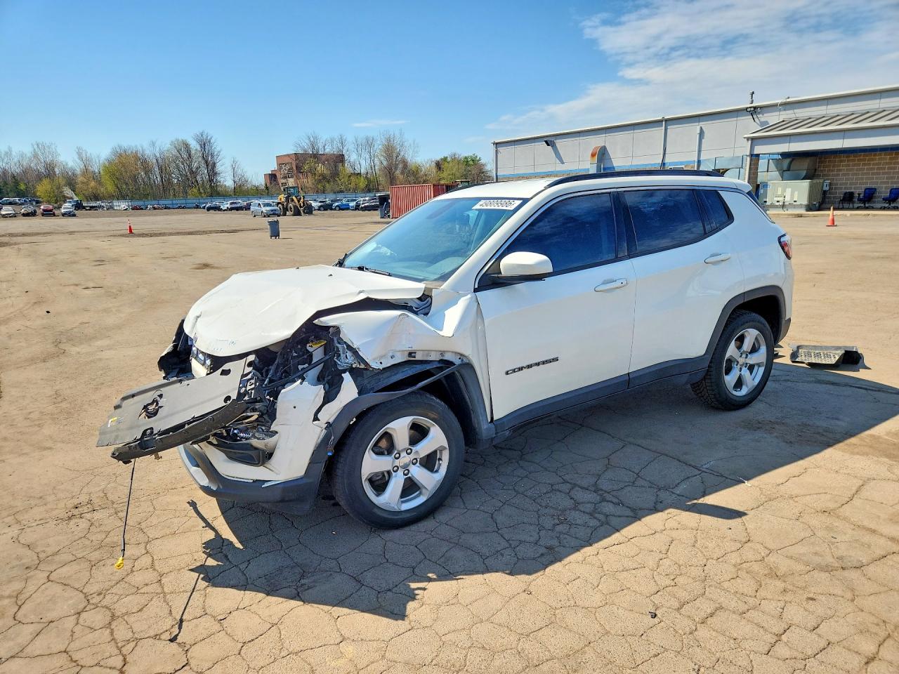 Salvage Jeep Compass Image